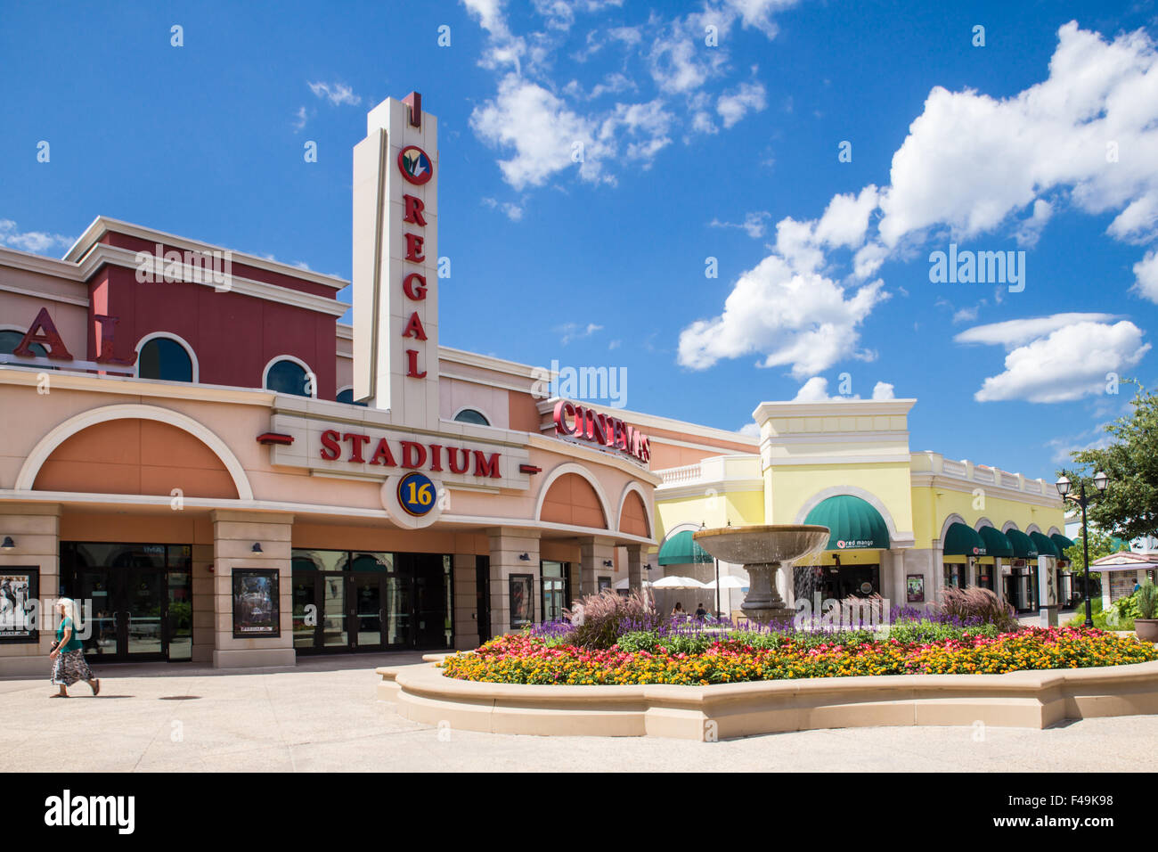 View of outdoor Tanger factory outlet mall in Deer Park, NY USA Stock Photo