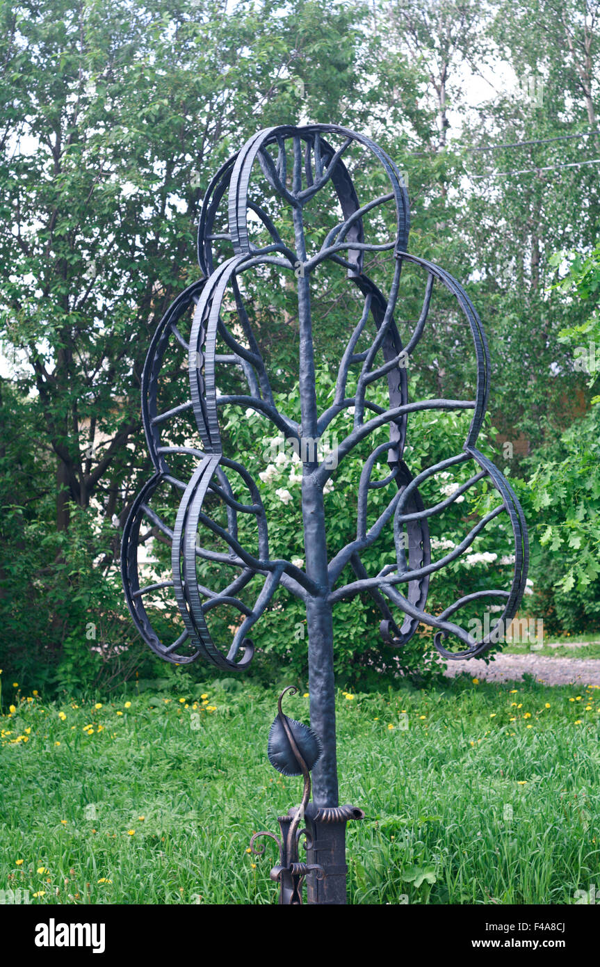 metal sculpture of a tree Stock Photo
