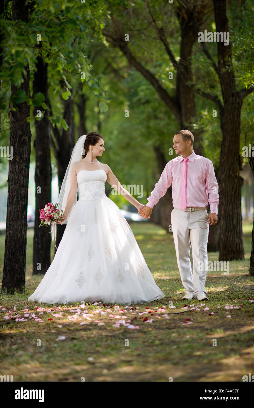 Couple married walk hi-res stock photography and images - Alamy