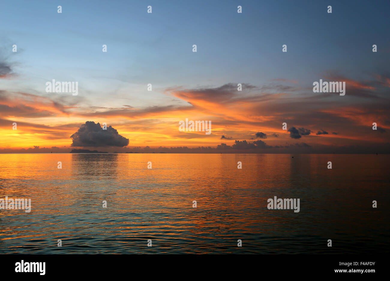 Beautiful sunset over the sea in Asia on the tropical island Stock ...