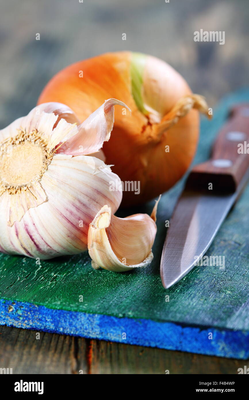 Garlic and onions Stock Photo Alamy