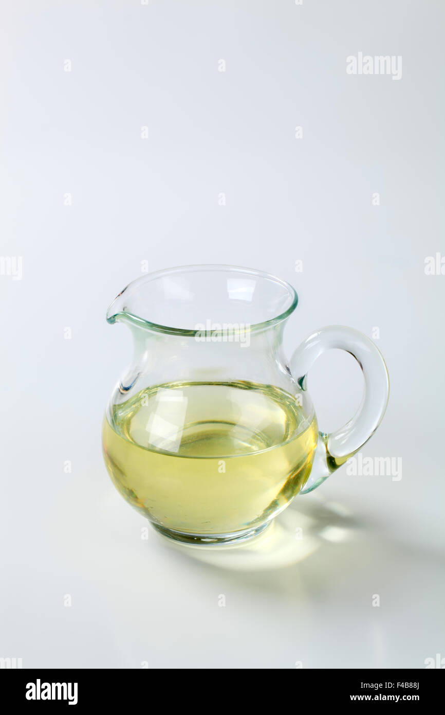 Oil jug hires stock photography and images Alamy