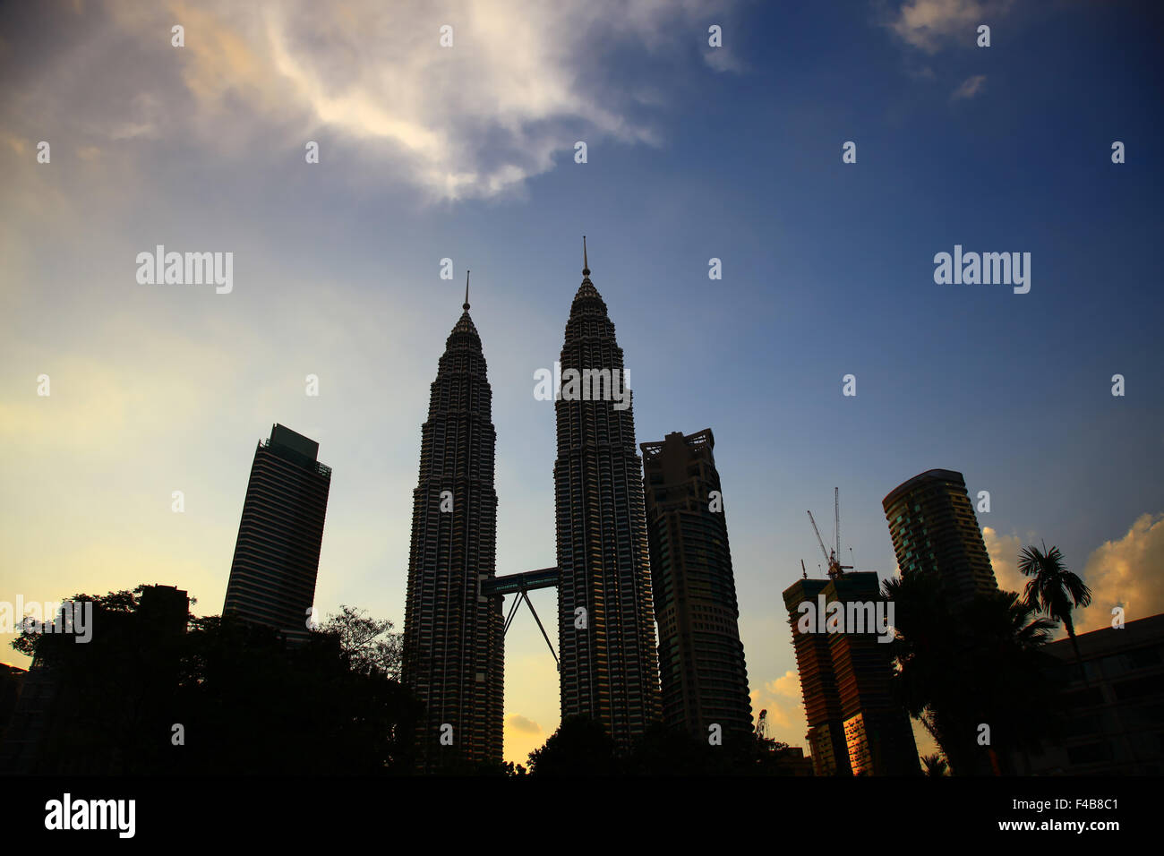 Kuala lumpur silhouette hi-res stock photography and images - Alamy