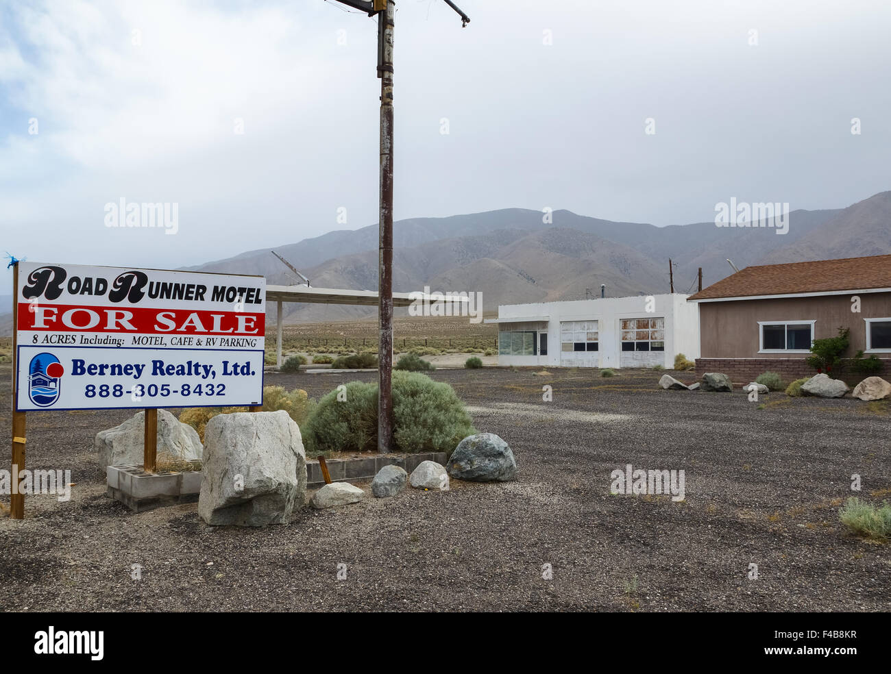 Motel for sale Stock Photo Alamy
