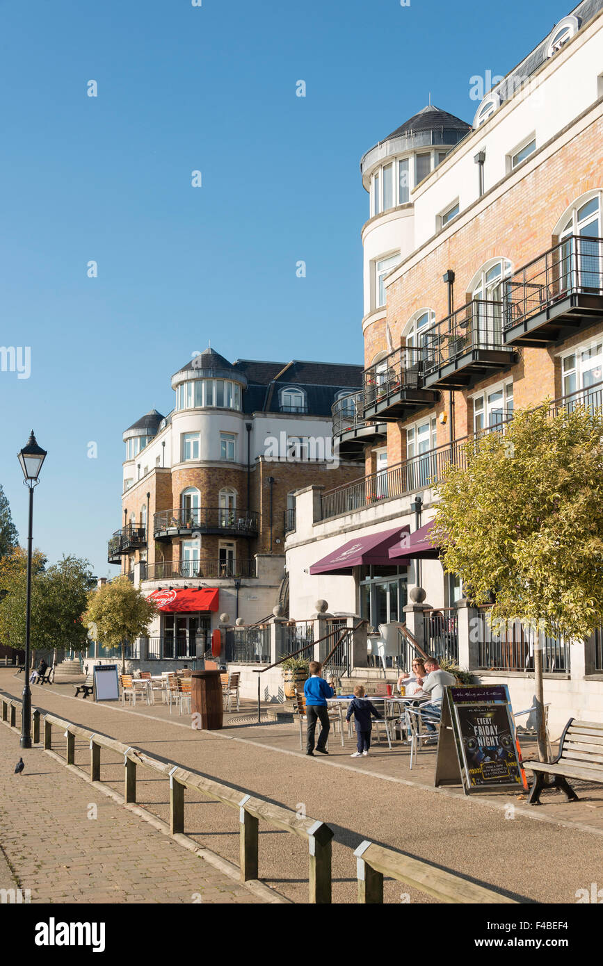Riverside promenade, Thames Edge, StainesuponThames, Surrey, England
