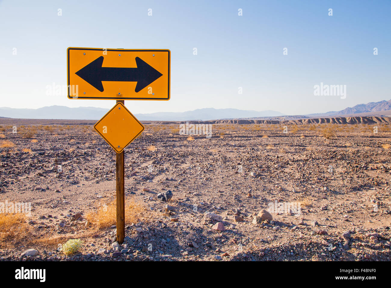 Opposite advice hi-res stock photography and images - Alamy