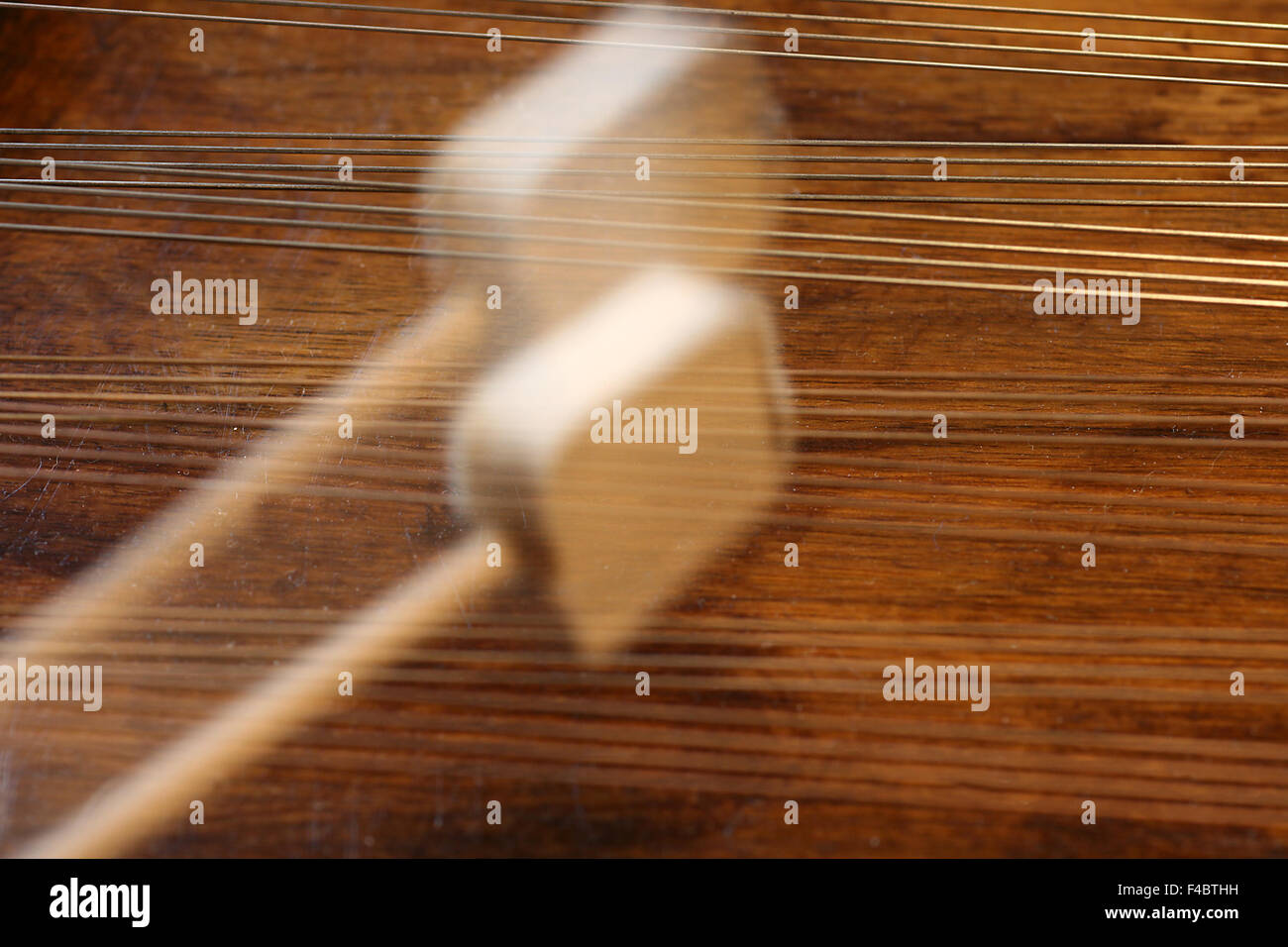 chromatic hammered dulcimer Stock Photo Alamy