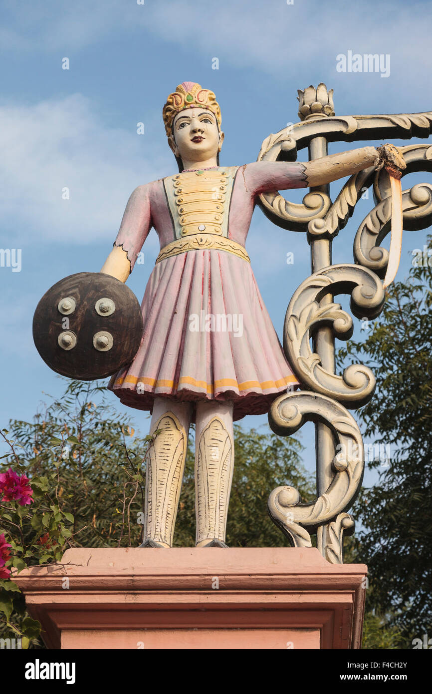 India, Rajasthan, Jhunjhunu District, Statue of Sati at Rani Sati