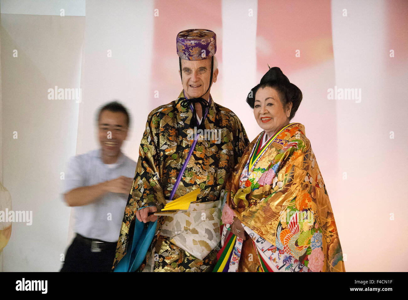 Old japanese man okinawa hi-res stock photography and images - Alamy