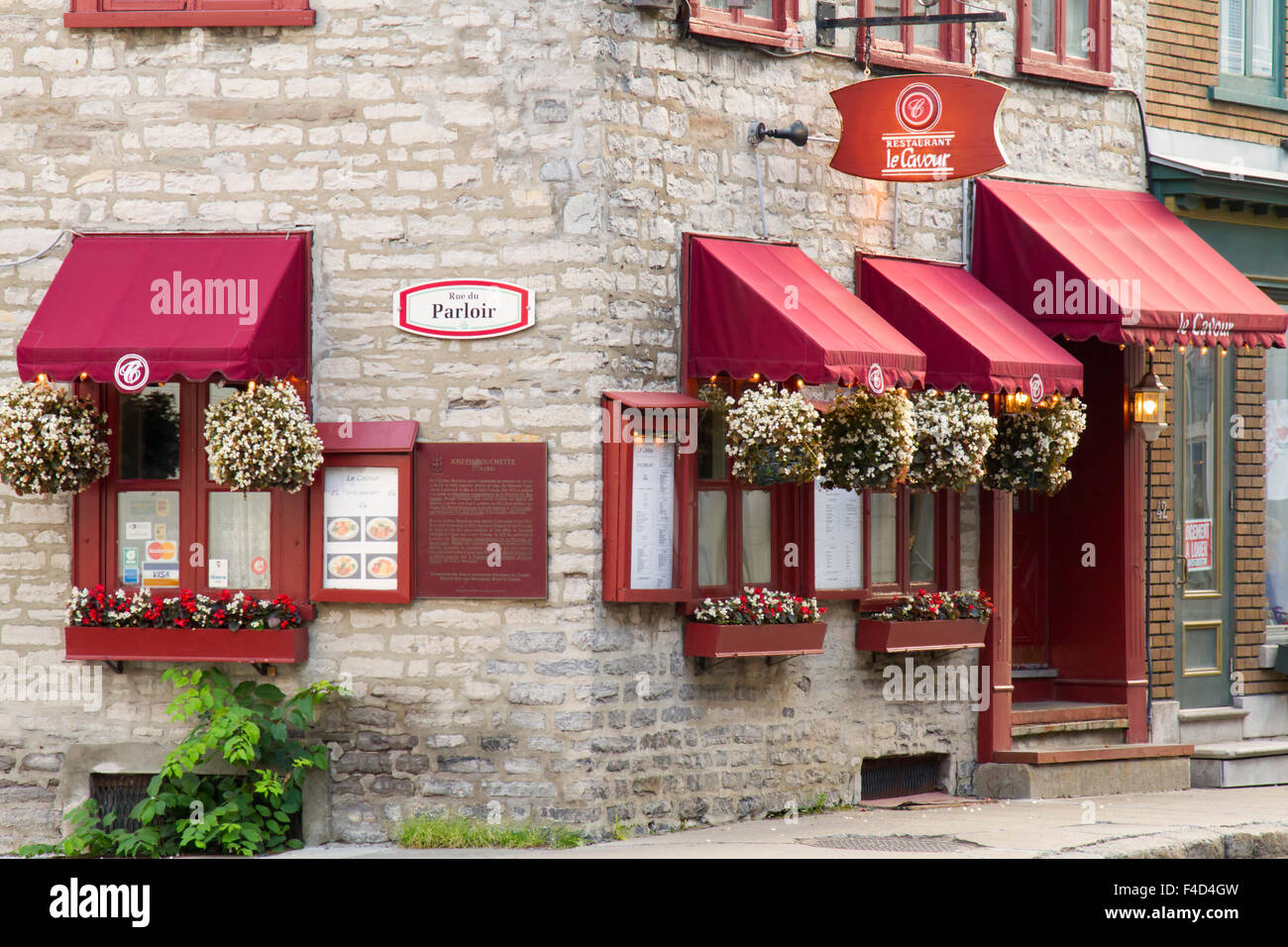 Canada, Quebec, Quebec City, Old Town restaurant Stock Photo - Alamy