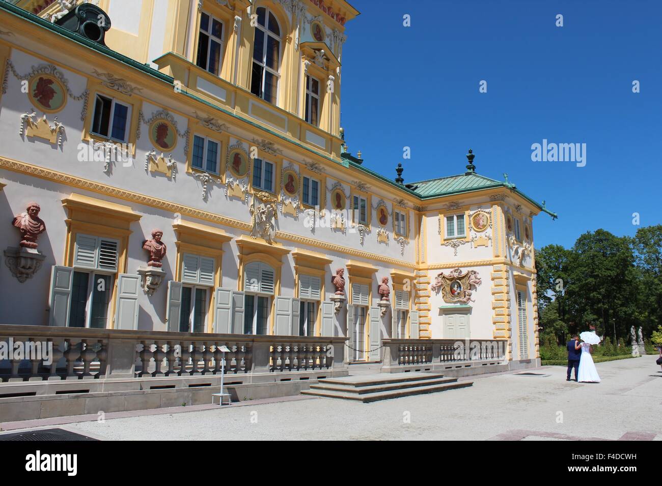 Newlywed in the palace hi-res stock photography and images - Alamy