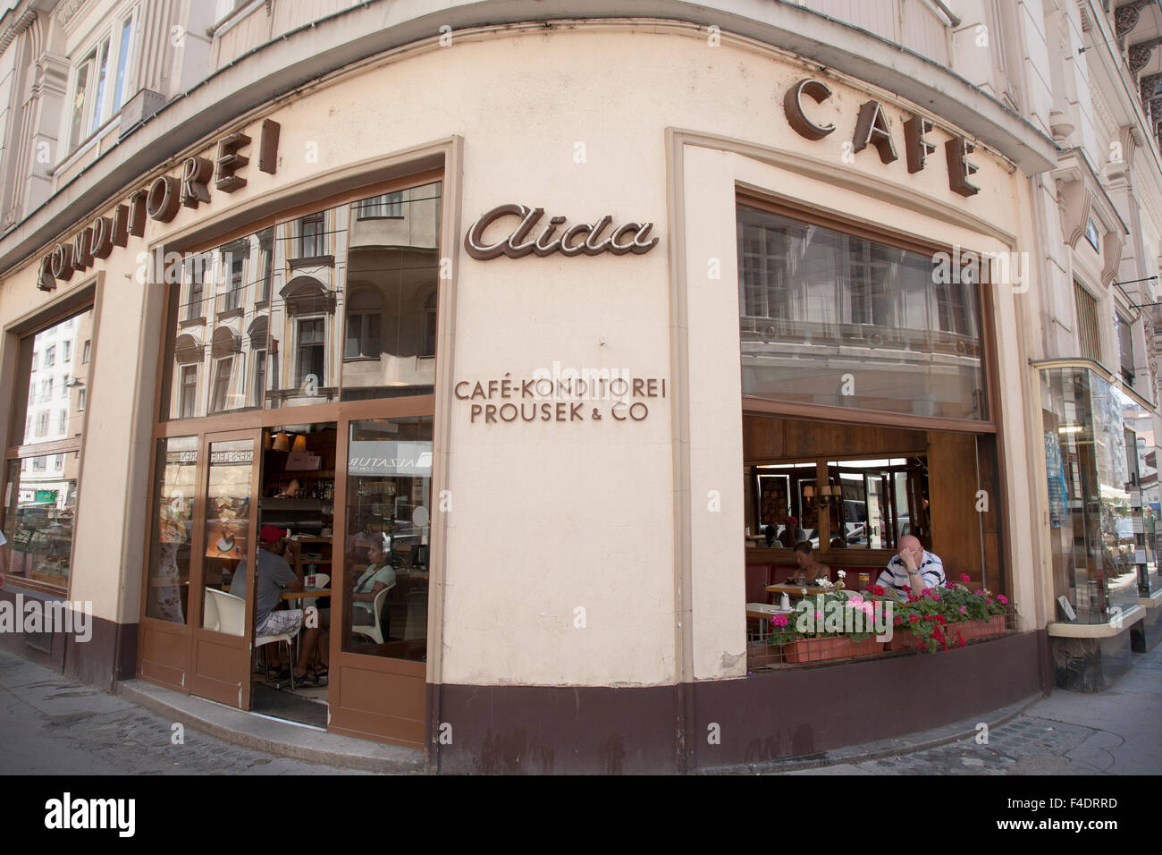 Aida Cafe; Vienna; Austria Stock Photo - Alamy