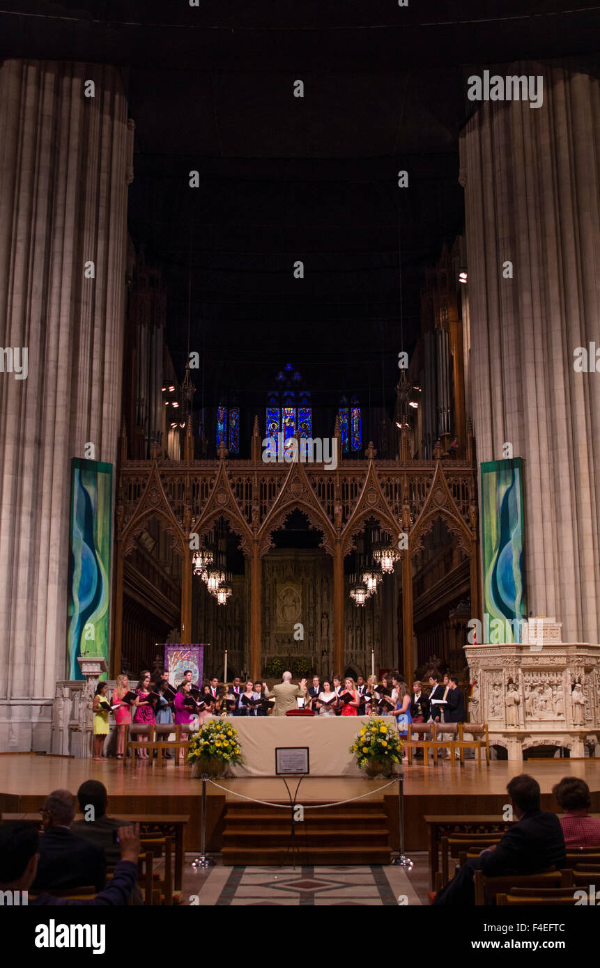 USA, Washington DC. Choir sings in Washington National Cathedral Stock
