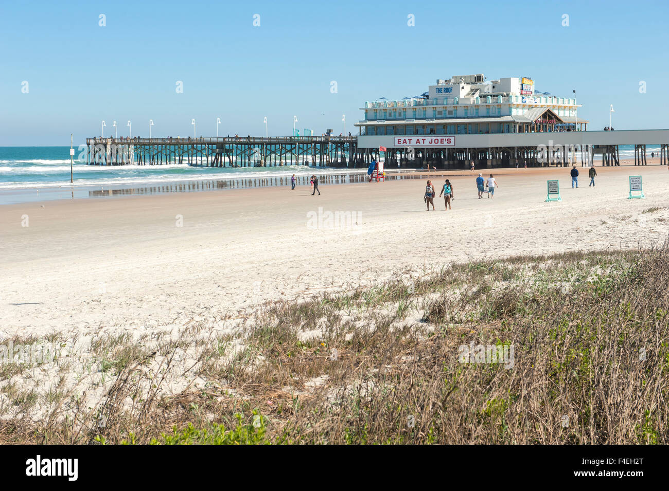 USA, Florida, Daytona Beach, Joe's Crab Shack on beach Stock Photo Alamy