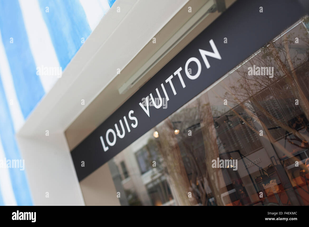 USA, Florida, Miami, Miami Design District, Louis Vuitton, store exterior  Stock Photo - Alamy
