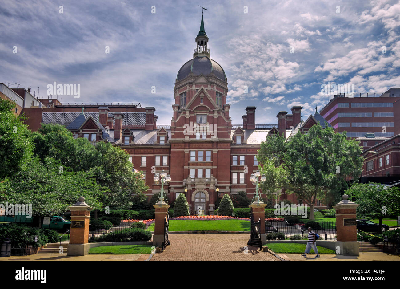 World famous Johns Hopkins hospital and university Stock Photo Alamy