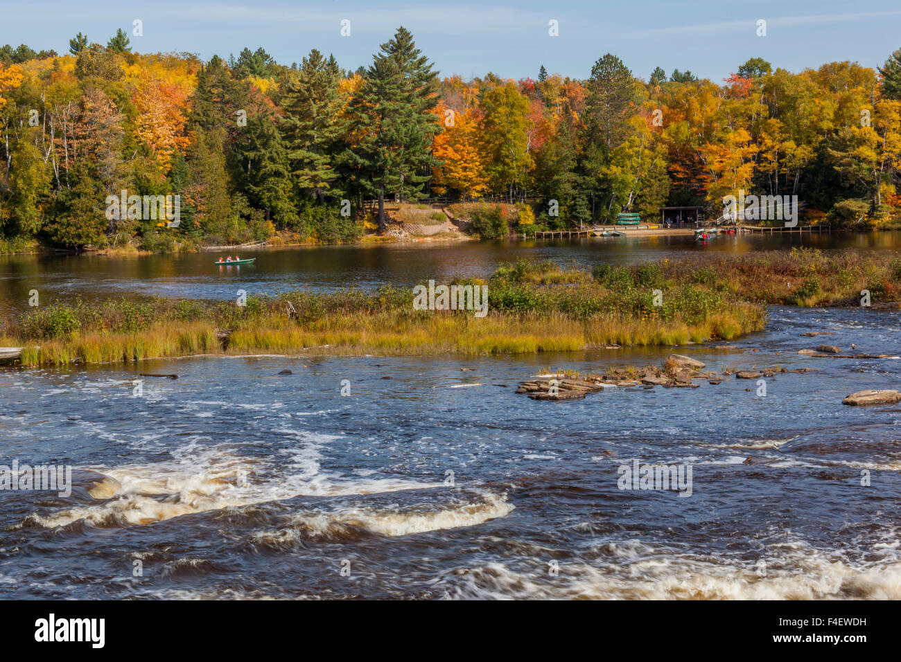 North America, USA, Upper Peninsula of Michigan, Paradise, Tahquamenon Falls State Park