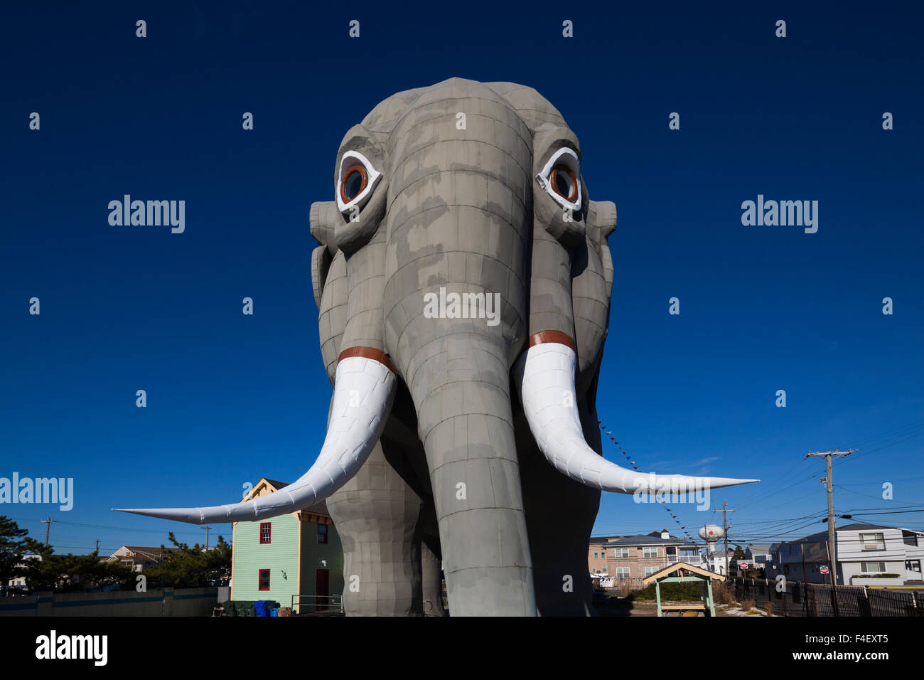 USA, New Jersey, Margate, Lucy the Elephant, beachfront elephant
