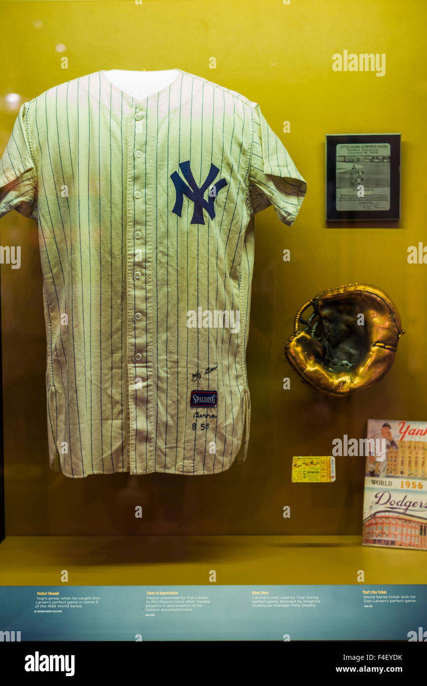 yogi berra jersey