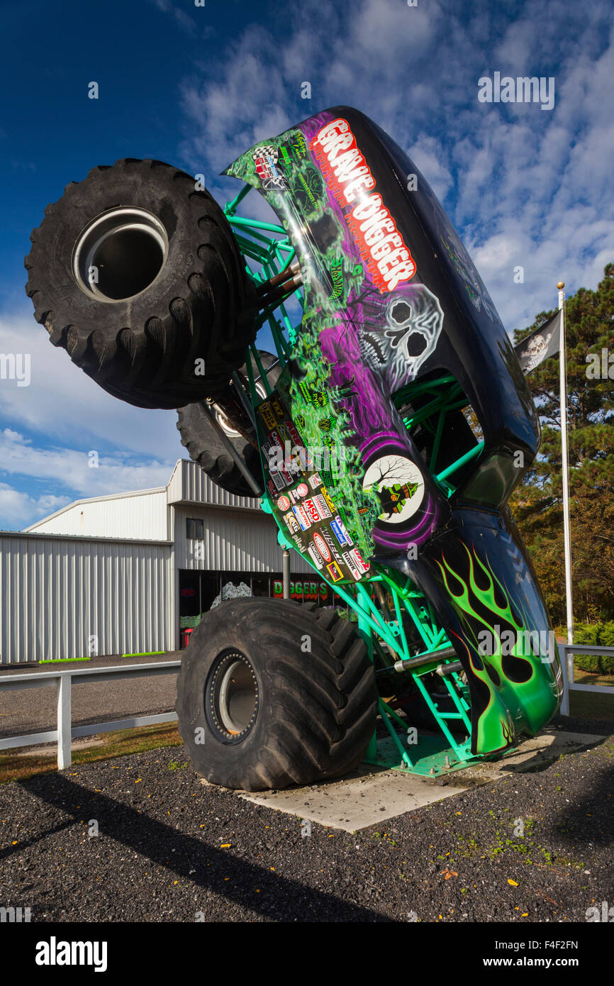 North Carolina, Poplar Branch, Digger's Dungeon, home of the Grave