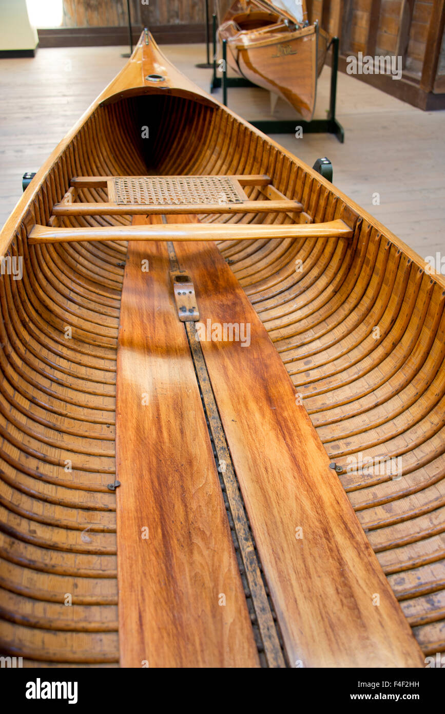 New York Clayton Antique Boat Museum 16 Foot Vintage