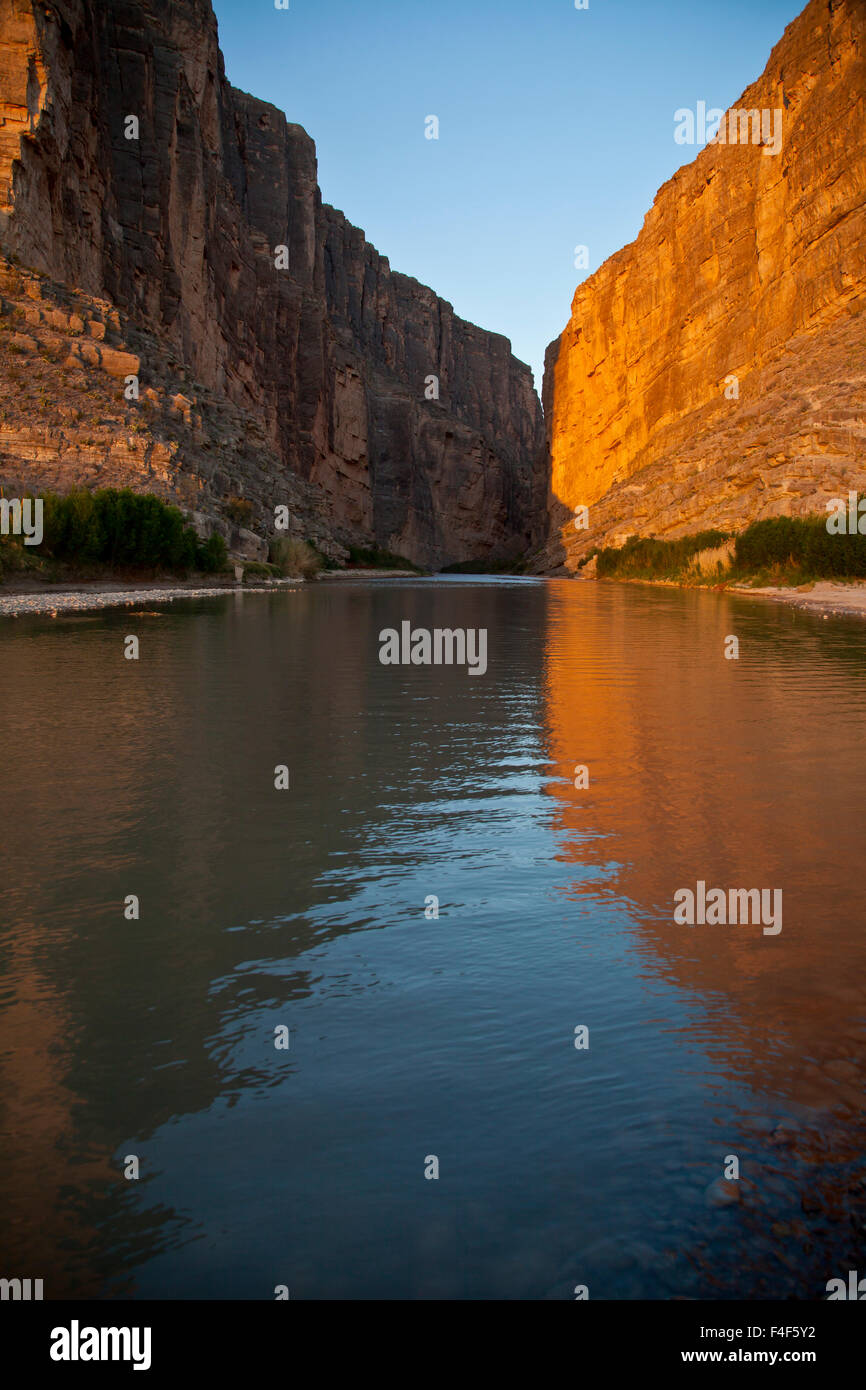 Santa Elena Canyon, Big Bend National Park, Texas at sunrise` Stock ...