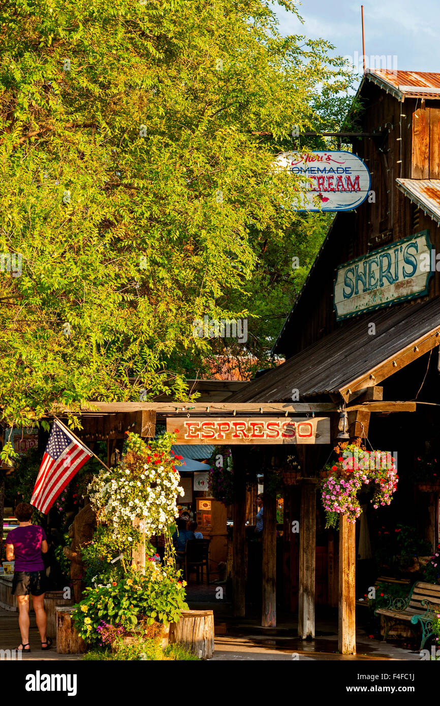 USA, Washington, Winthrop. The town of Winthrop sports a Western theme
