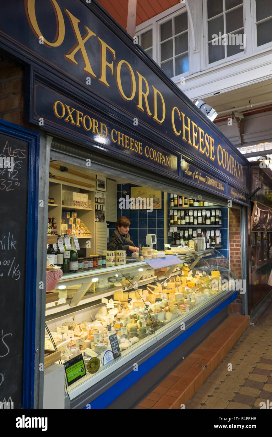 A visit to the historic University City of Oxford Oxfordshire England UK Oxford Cheese Company covered Market Stock Photo