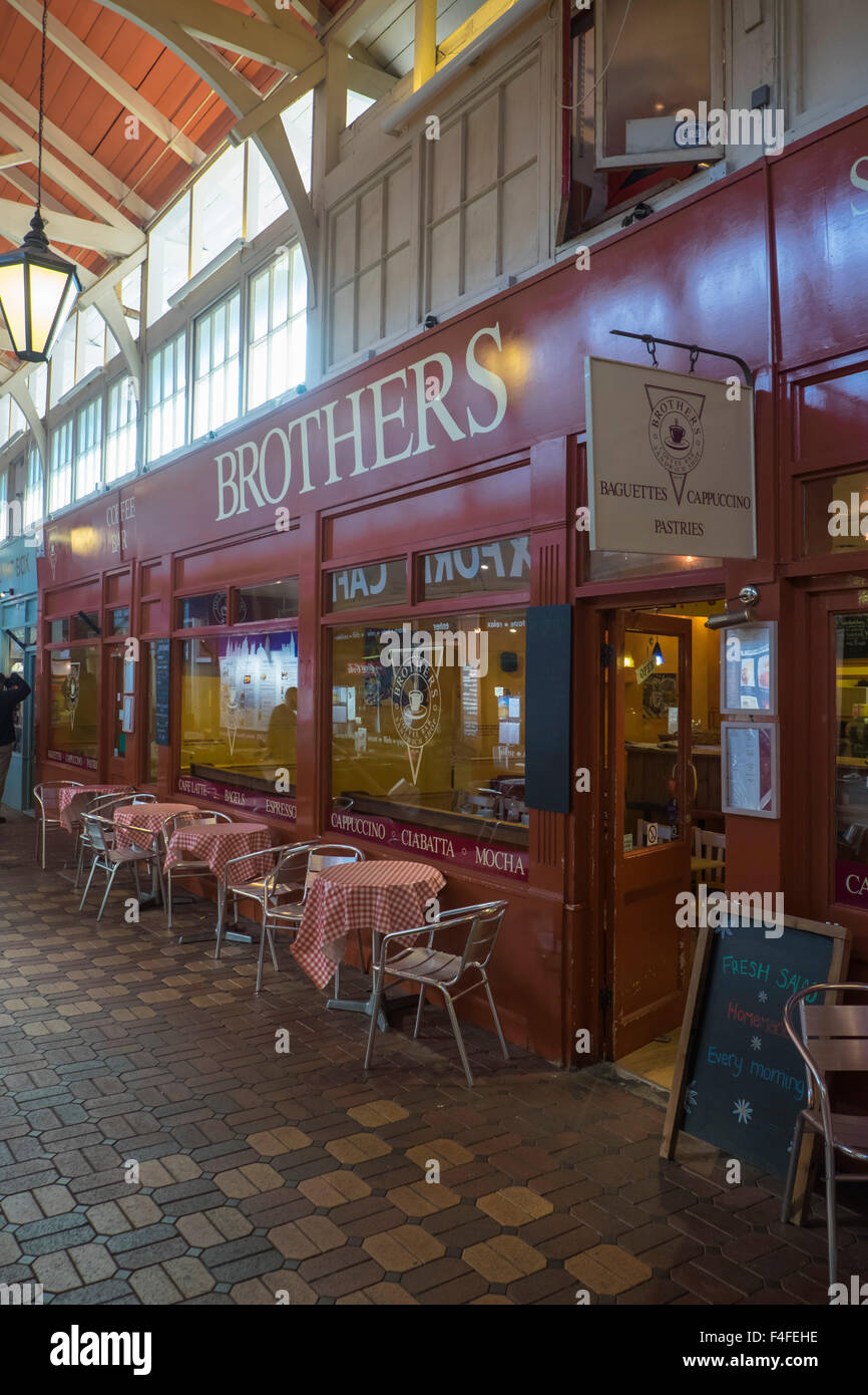 A visit to the historic University City of Oxford Oxfordshire England UK Covered Market Brothers Cafe Stock Photo