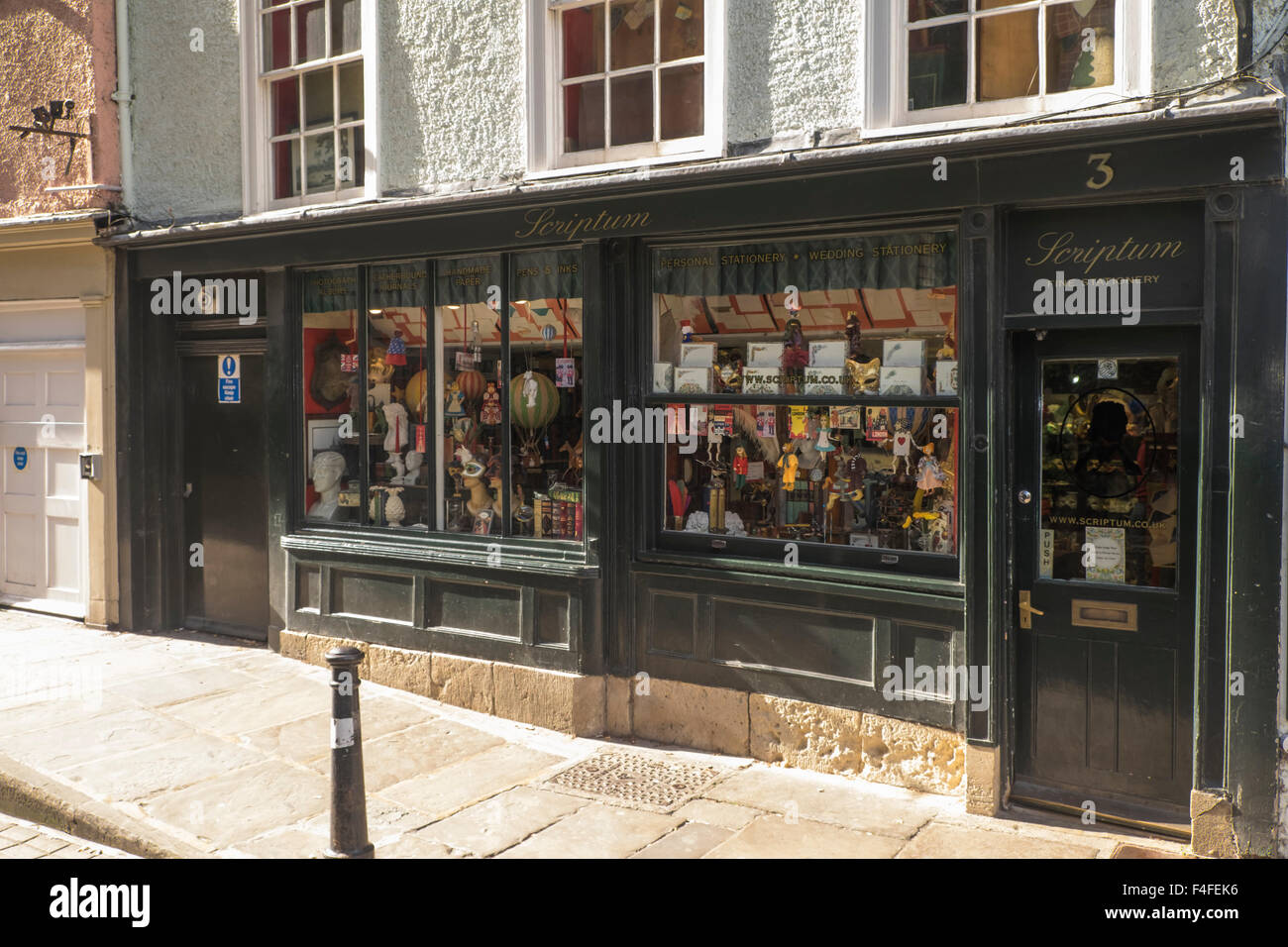 A visit to the historic University City of Oxford Oxfordshire England UK Scriptum Stationery Shop Stock Photo