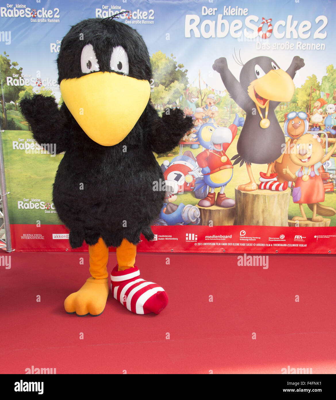 Celebrities attending the premiere of Der kleine Rabe Socke 2 at Zeise  Cinema Featuring: Rabe Socke Where: Hamburg, Germany When: 16 Aug 2015  Stock Photo - Alamy
