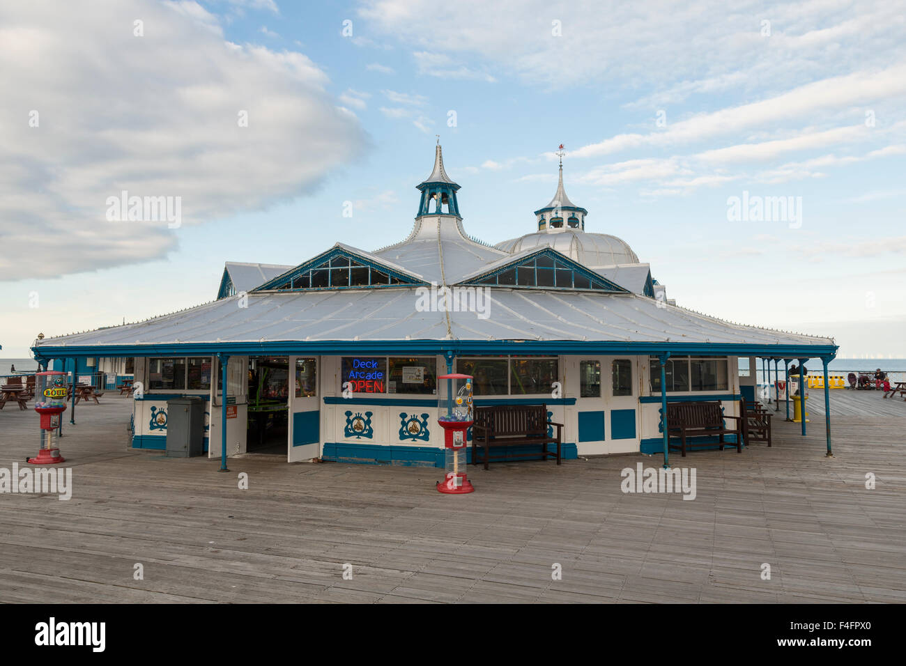 Arcade at the end of Llandudno Pier, North Wales Stock Photo
