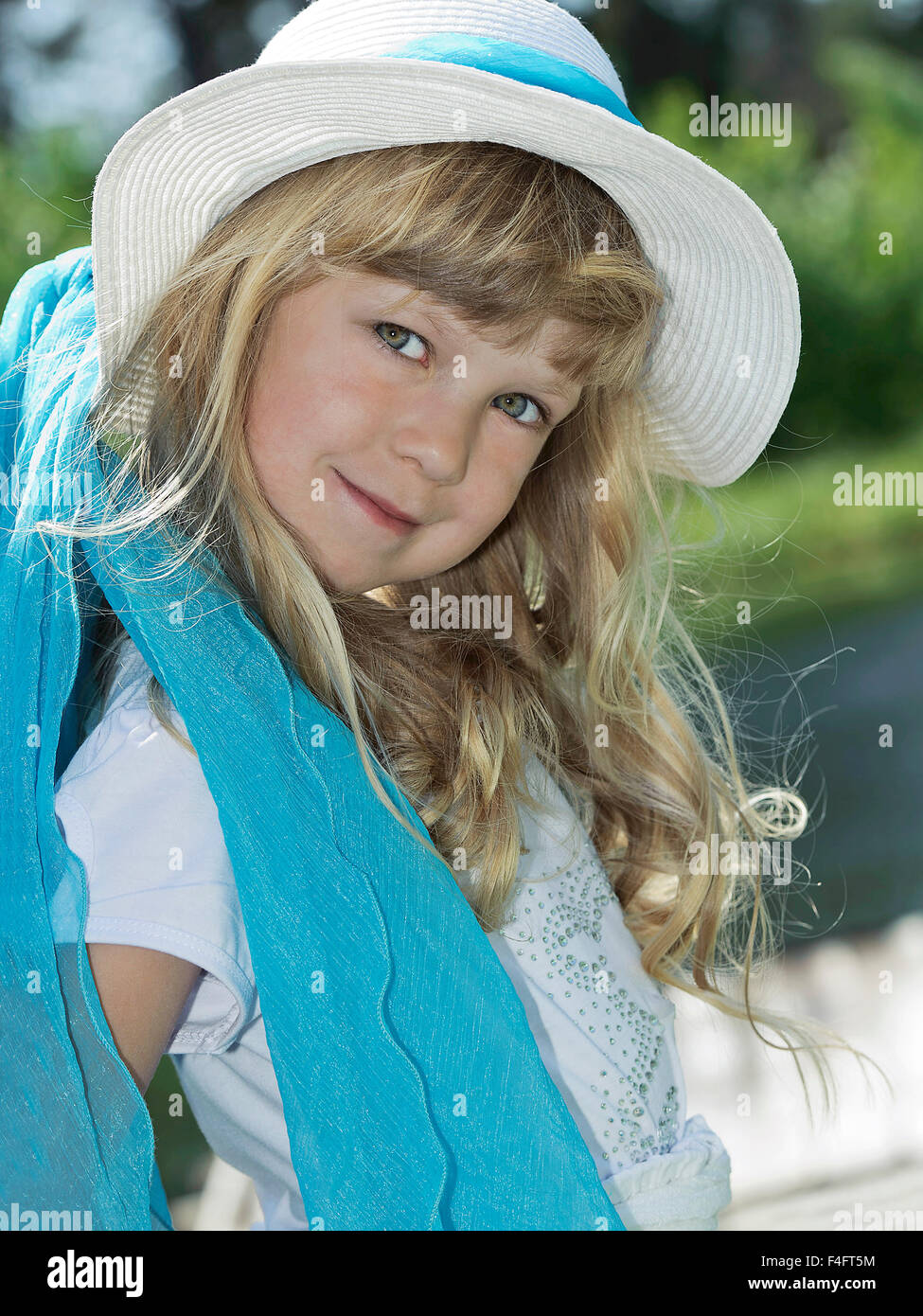 Portrait of beautiful girl Stock Photo - Alamy