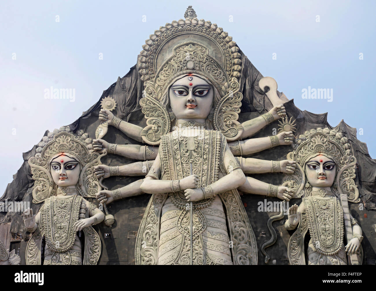 Kolkata, India. 17th Oct, 2015. The world's largest Durga Idol that was unveiled in
