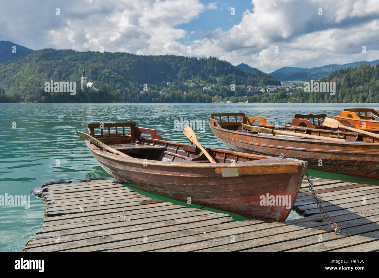 Rowing boat lake bled slovenia hires stock photography and images Alamy