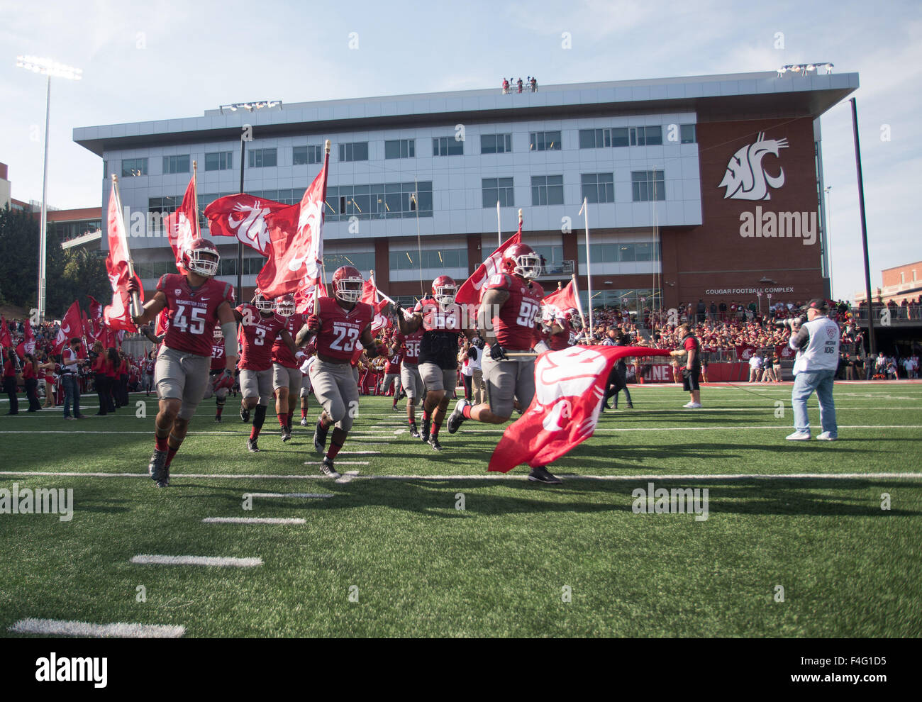 Pullman, Washington, USA. 17th Oct, 2015. Washington State Cougars