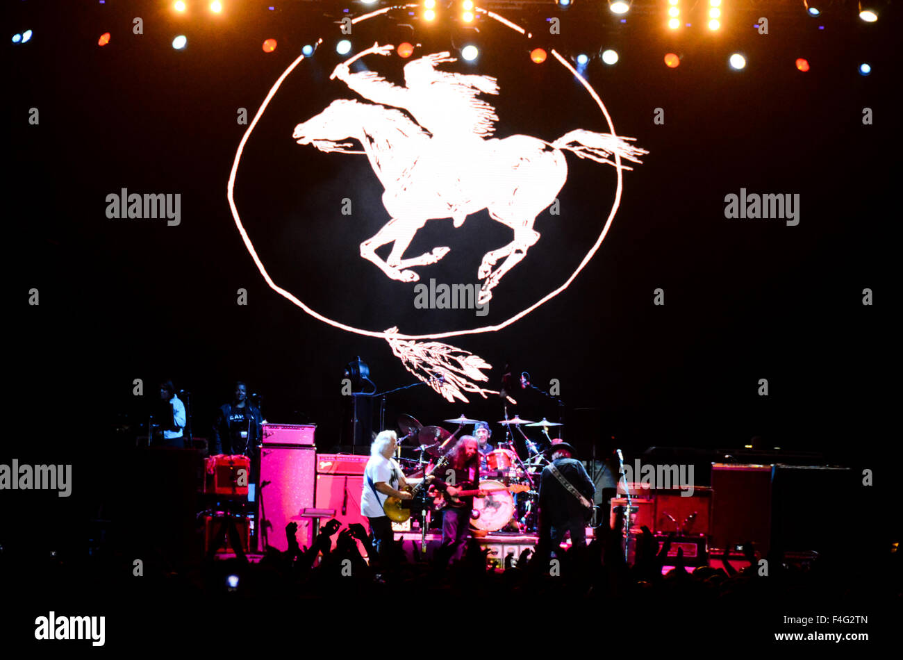 Neil young and crazy horse hi-res stock photography and images - Alamy