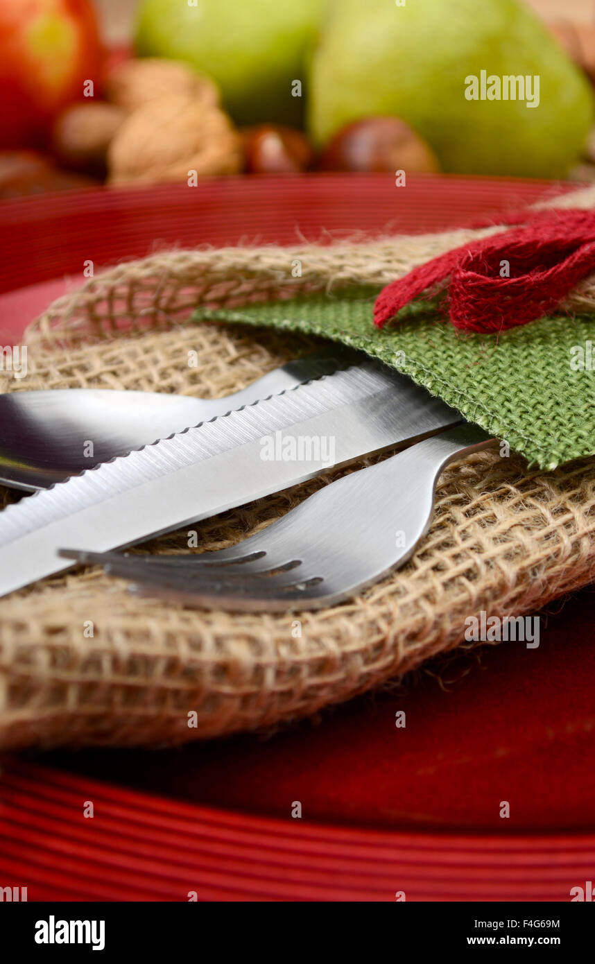 Country style rustic Thanksgiving table setting closeup on burlap ... Country style rustic Thanksgiving table setting closeup on burlap ...