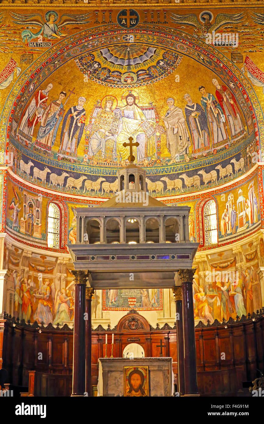 Mosaics in the Apse of Chiesa Santa Maria in Trastevere in Rome Stock