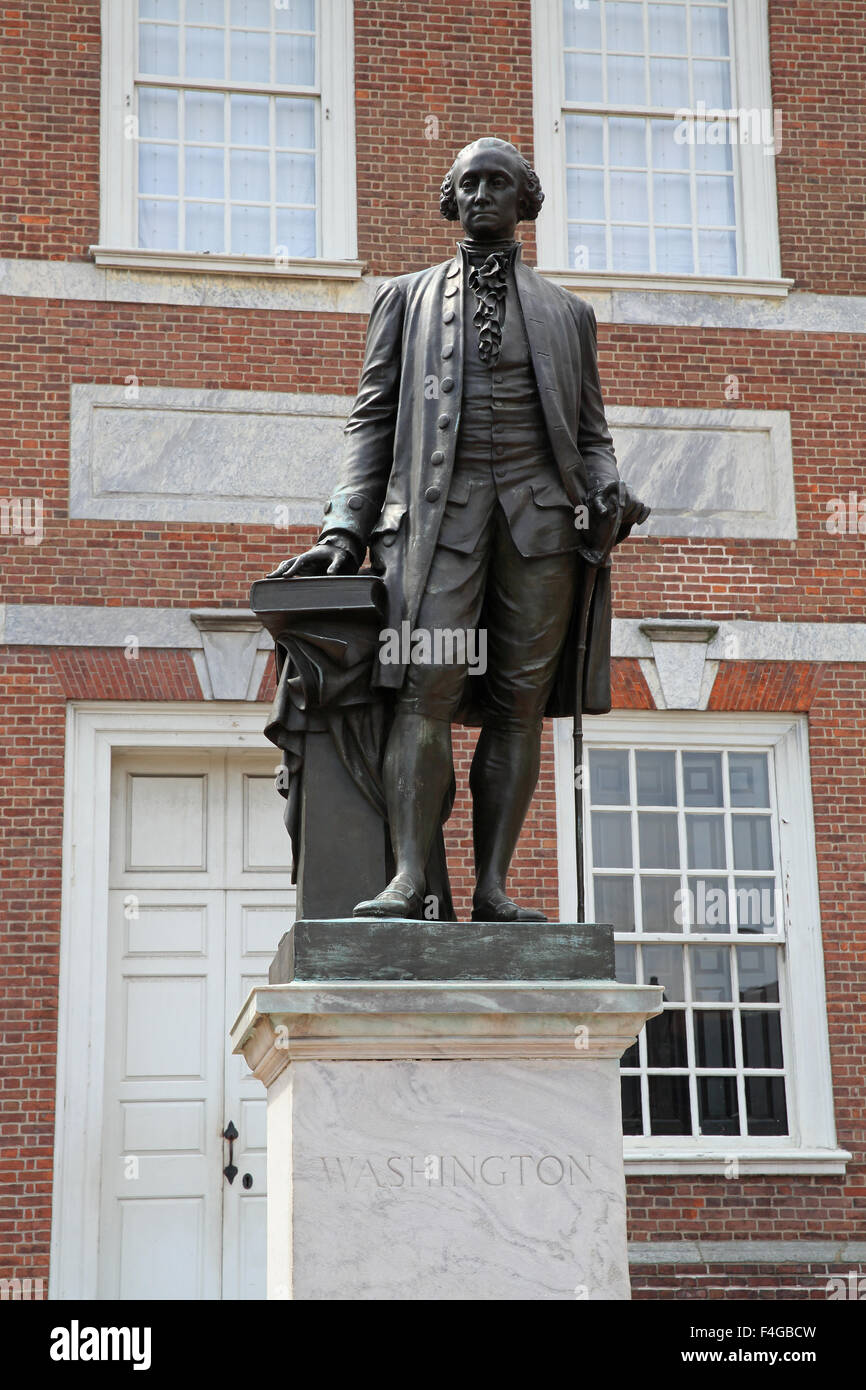 Statue of Washington, in front of Independence Hall