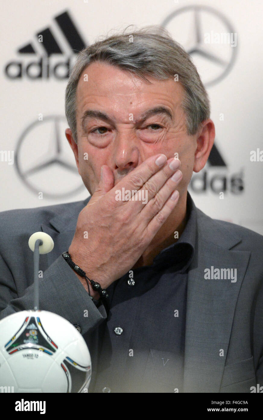 Gdansk, Poland. 5th June, 2012. President of DFB, Wolfgang Niersbach, reacts during a press conference of the German national soccer team at hotel Dwor Oliwski in Gdansk, Poland, 5 June 2012. The UEFA EURO 2012 will take place from 08 June to 01 July 2012 and is co hosted by Poland and Ukraine. Photo: Marcus Brandt dpa /dpa/Alamy Live News Stock Photo