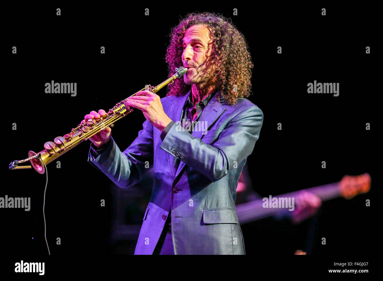 Kenny G performs live in concert Stock Photo Alamy