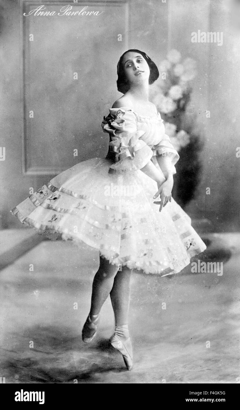 ANNA PAVLOVA (1881-1931) Russian prima ballerina about 1910 Stock Photo