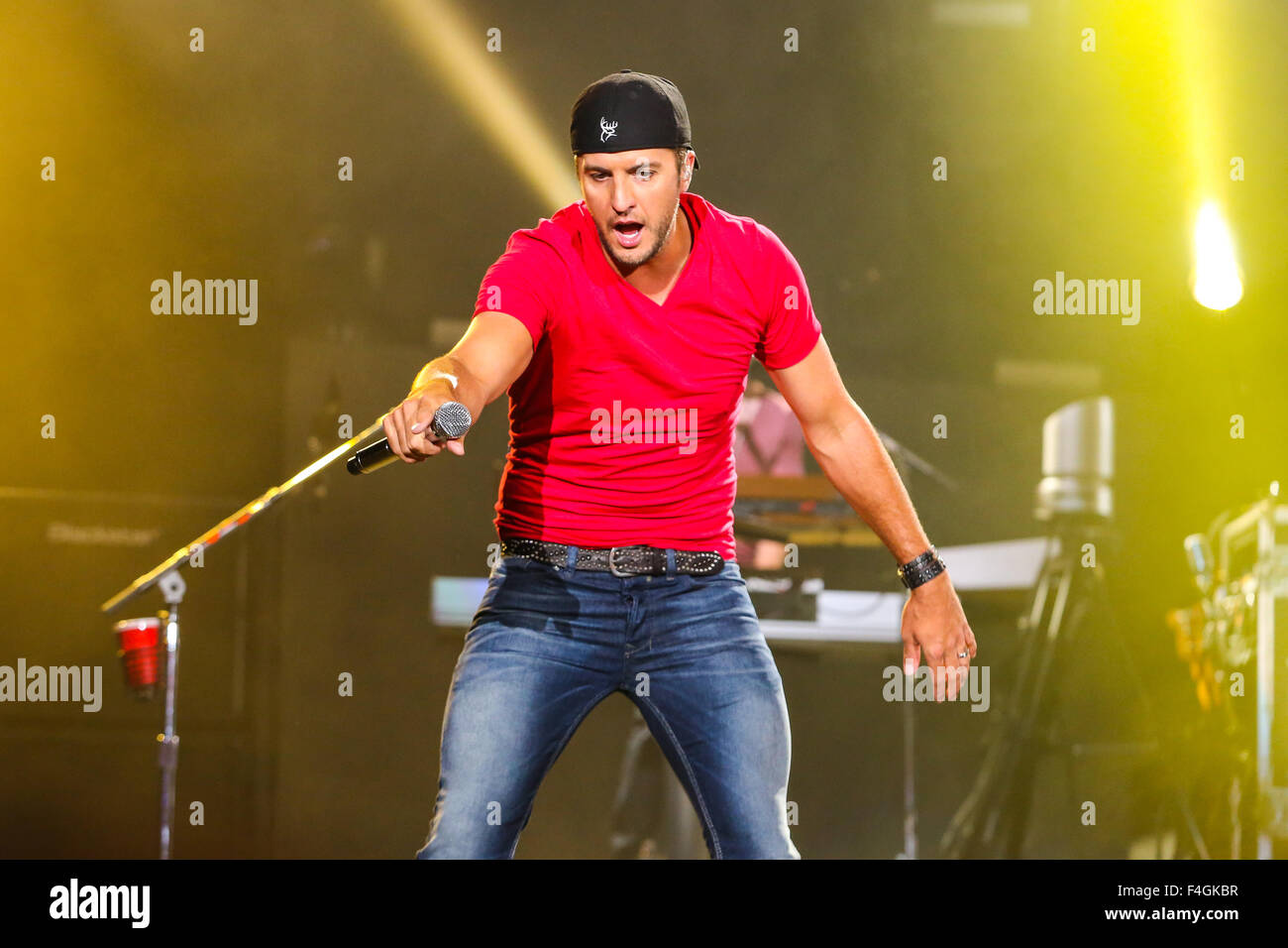 Luke bryan hires stock photography and images Alamy