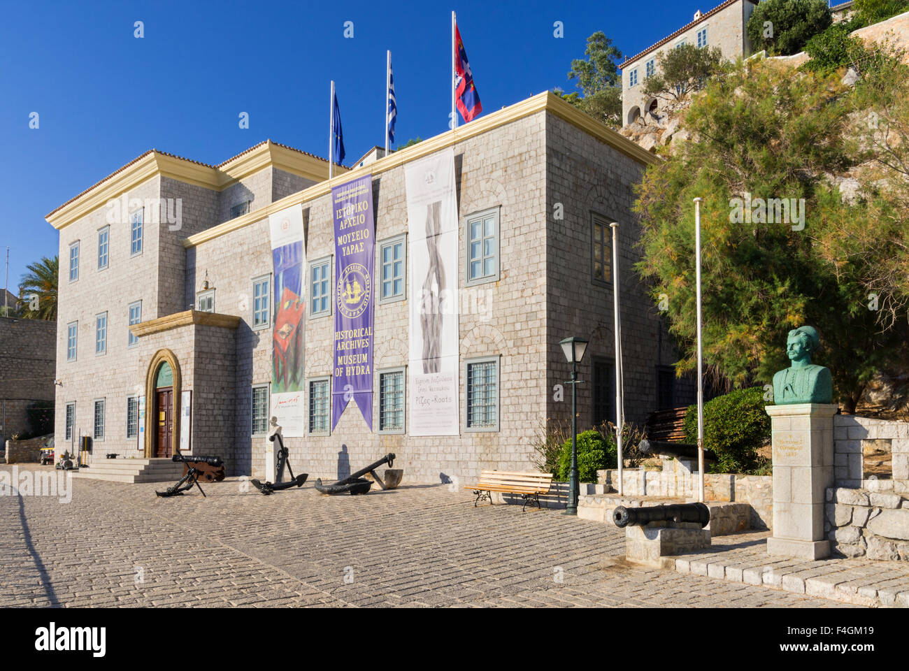 Iamy Ydra Idhra Saronic Islands Argo Saronic Island High Resolution Stock Photography And Images Alamy