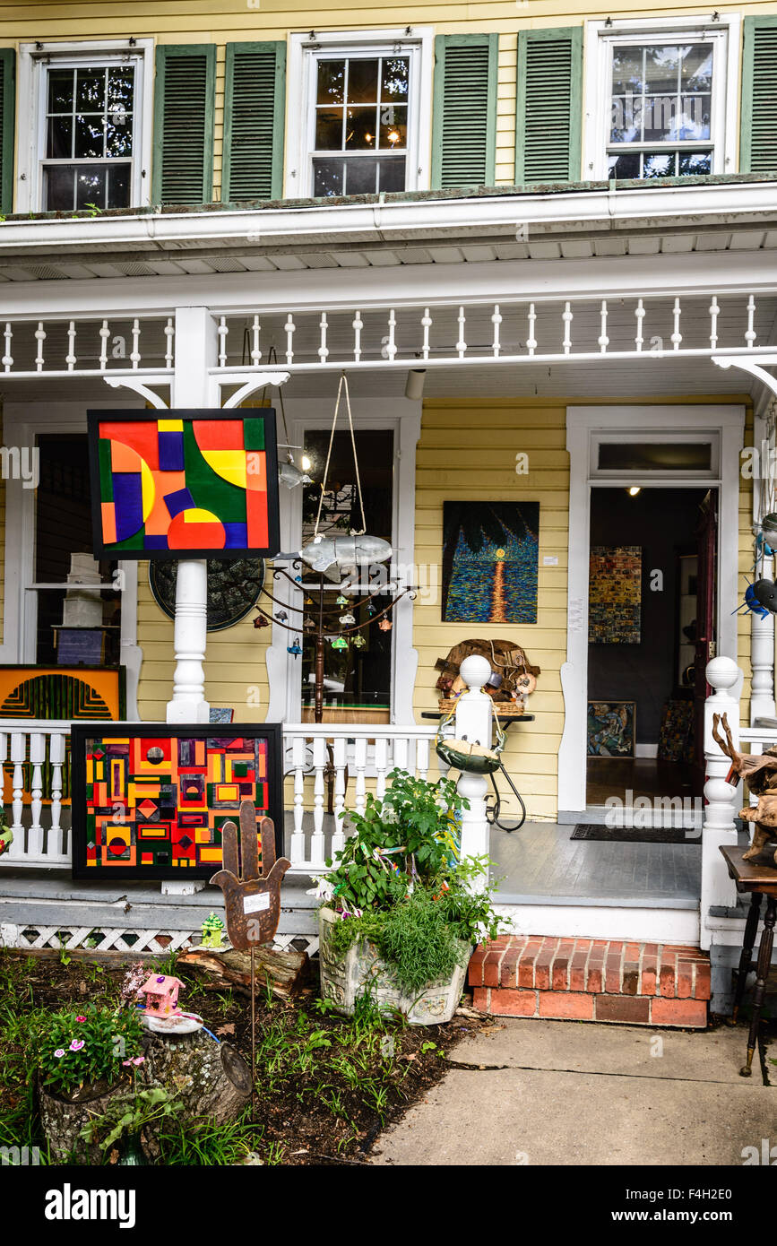 Ouvert art gallery, 207 South Talbot Street, St. Michaels, Maryland Stock Photo