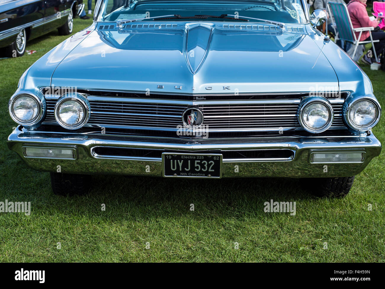 Buick, blue, twin headlamps, windscreen, windscreen wipers, grille, Stock Photo