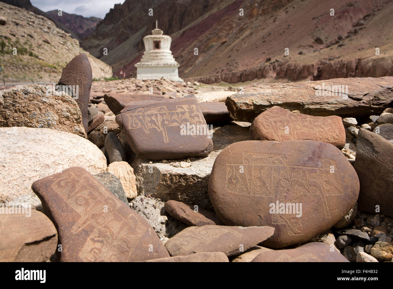 India, Jammu & Kashmir, Ladakh, Miru, mani stones with mantra inscribed in Tibetan Script Stock Photo
