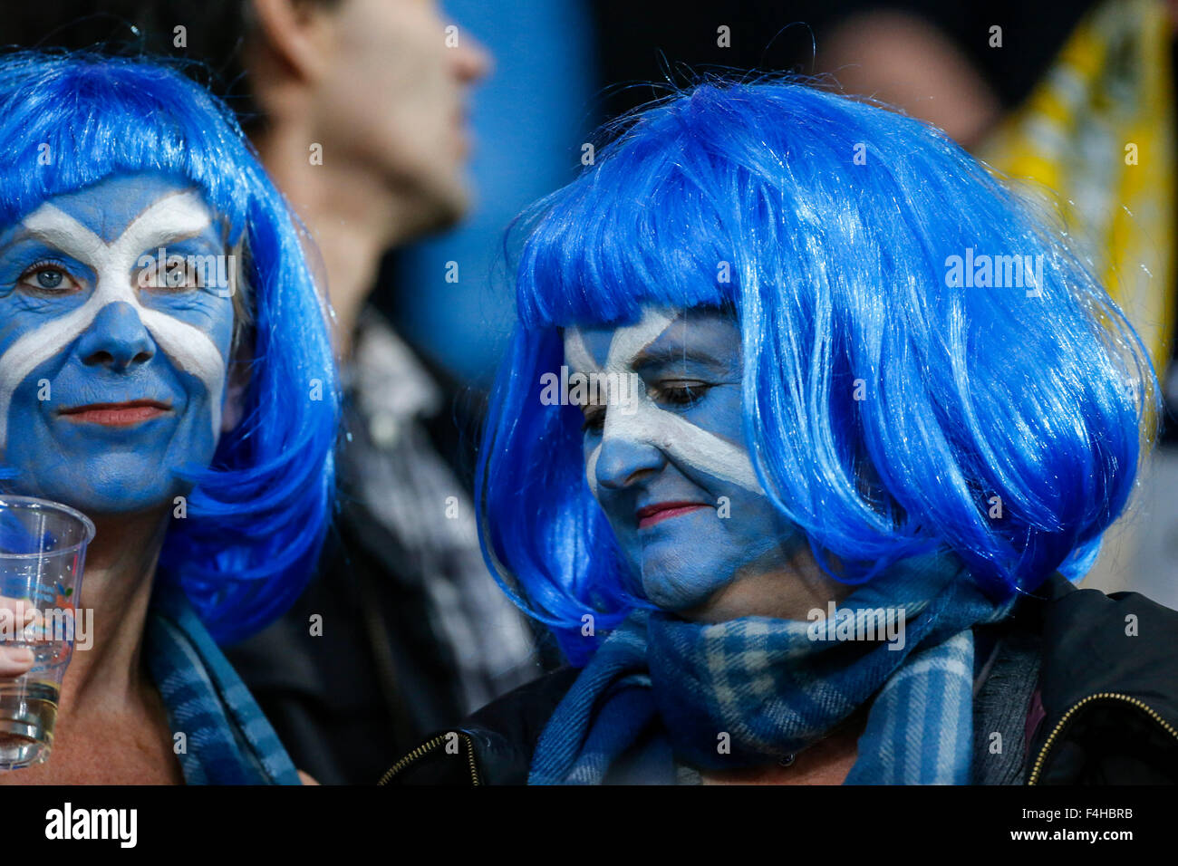 Scotland rugby fans twickenham hi-res stock photography and images - Alamy