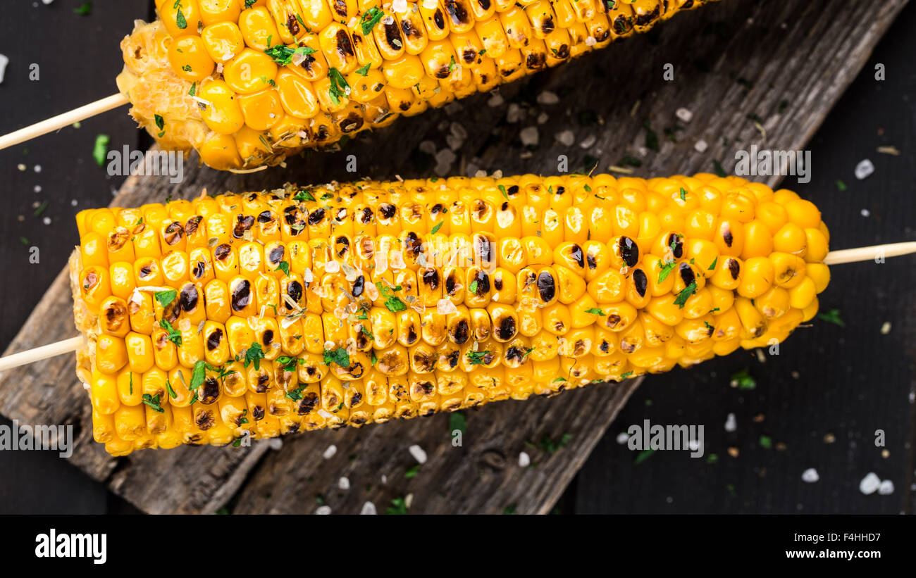 Delicious grilled corn Stock Photo - Alamy